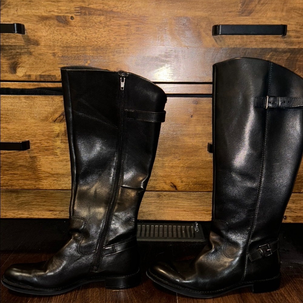 Ecco Women's Black Leather Boots